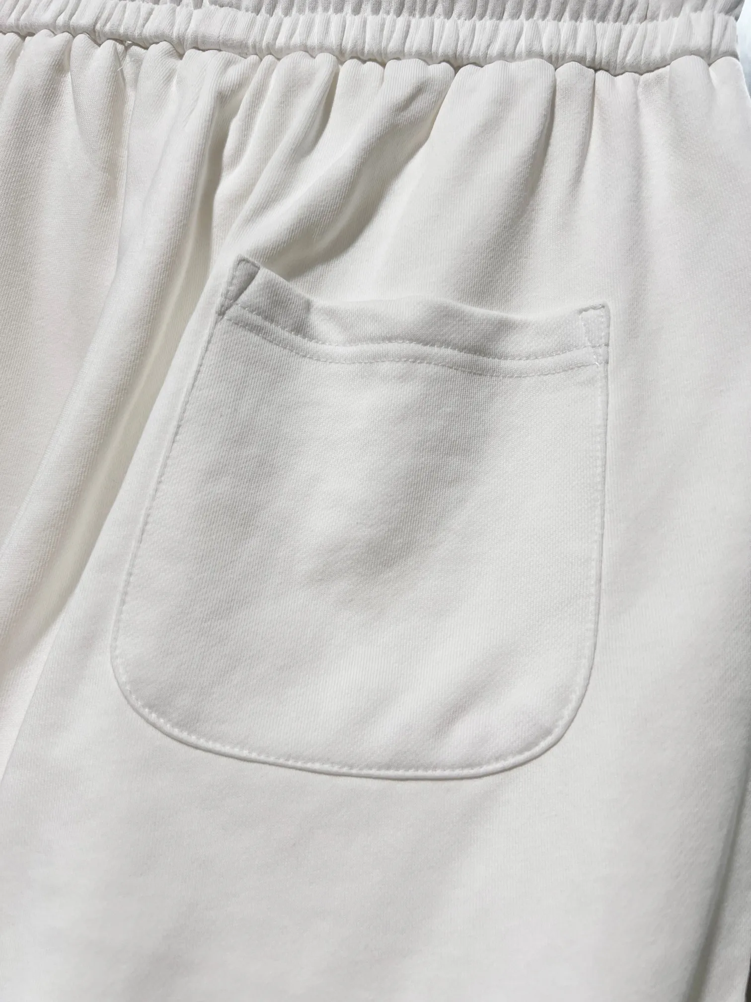 Moncler* Classic Logo 🔥 ✅ Quality ‼ ● ● 380 ● ● 1：1 ● + ● ●Size：S M L XL
